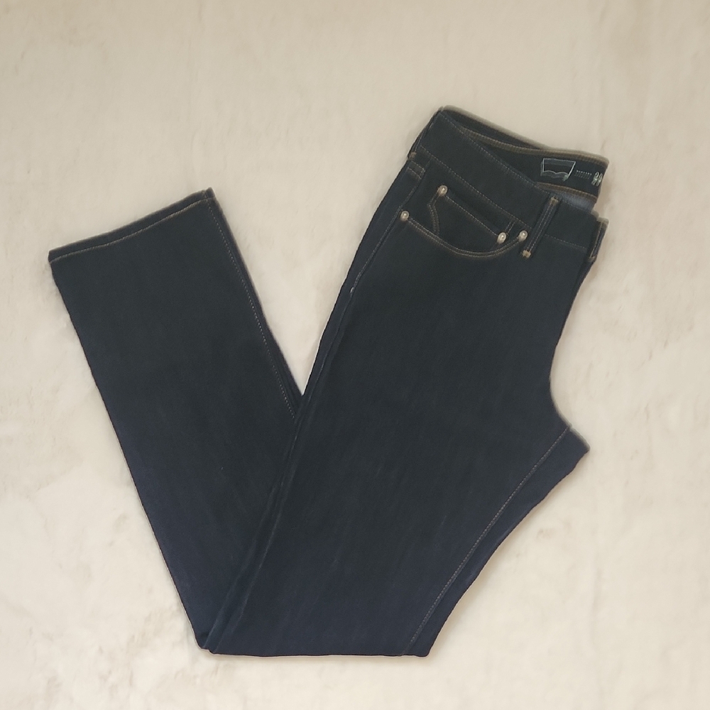 Levis 29 Curvy Straight Leg Jeans